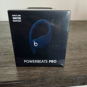 Wireless Power beats pro headphones